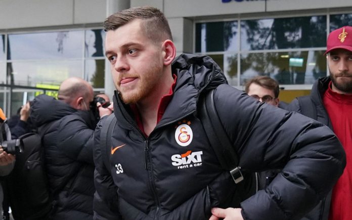 Galatasaray'ın sezon başındaki transferleri, eski performanslarını mumla aratıyor