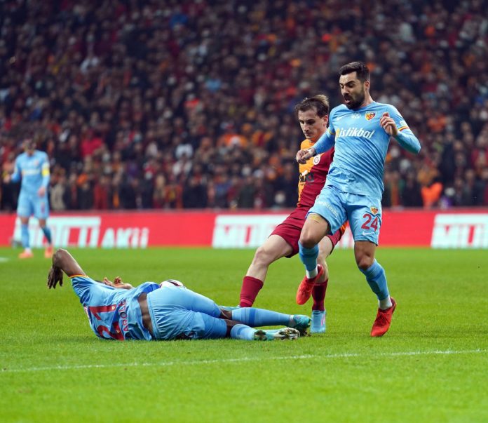 Galatasaray – Kayserispor maçında '6' işareti yapan İbrahim Akdağ'dan açıklama