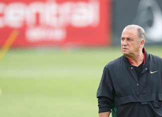 Galatasaray'dan Fatih Terim'e jest