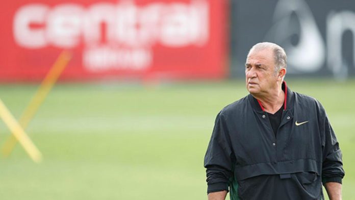 Galatasaray'dan Fatih Terim'e jest