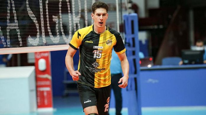 Genç voleybolcu Ege Can Avcıl, Max Potential ailesine katıldı