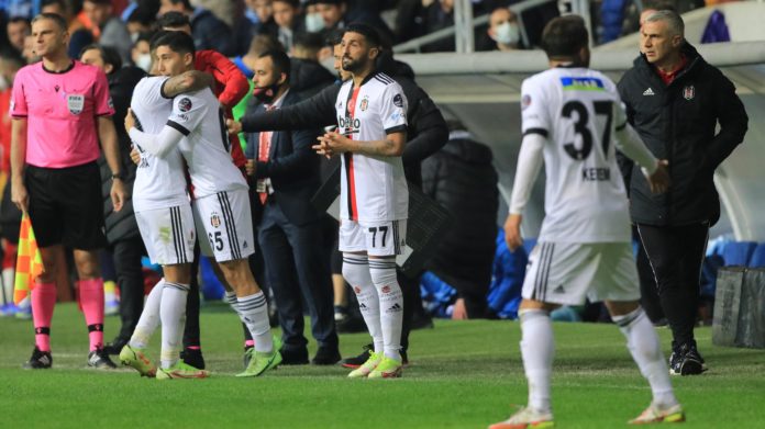 Beşiktaş, Altay karşısında çıkış arıyor