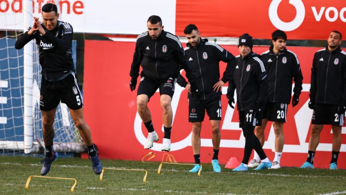 Beşiktaş, Altay maçının hazırlıklarını tamamladı