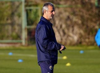 Fenerbahçe'de teknik direktör İsmail Kartal oyuncularını uyardı