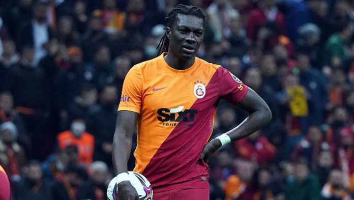 Galatasaray'da Gomis'in Beşiktaş hedefi!