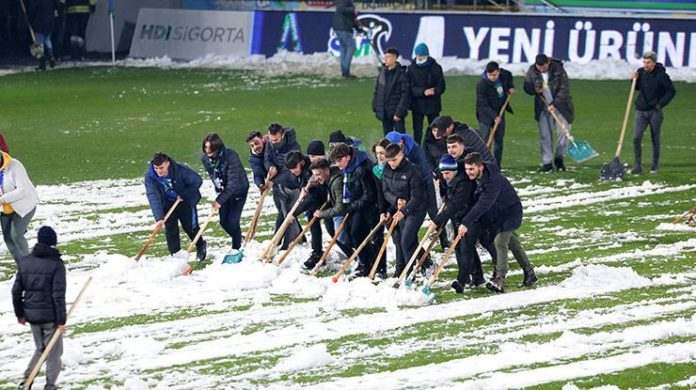 Çaykur Rizespor – Trabzonspor maçına kar engeli!