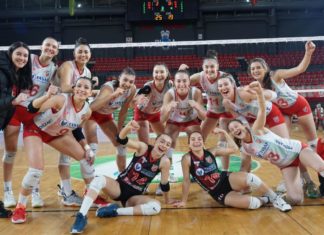 Karşıyaka Kadın Voleybol, Edremit Belediyesi Altınolukspor’u yendi