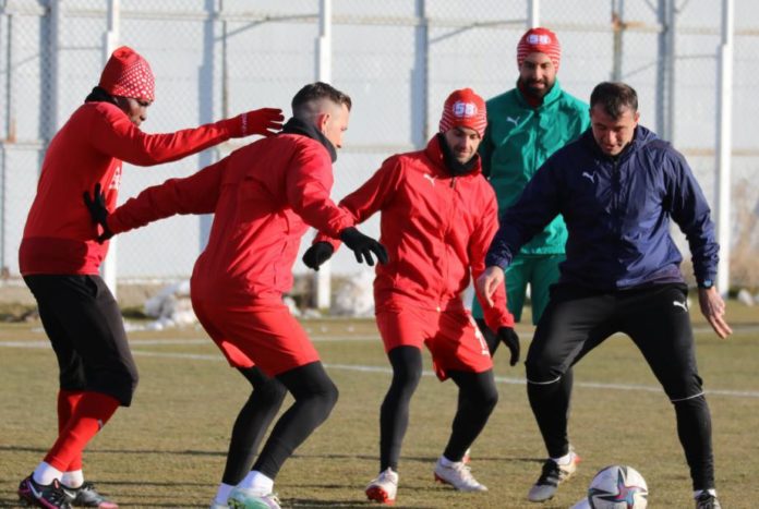 Sivasspor’da Giresunspor maçı hazırlıkları başladı