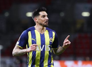 Fenerbahçe'de Samandıra'nın gözbebeği Jose Sosa