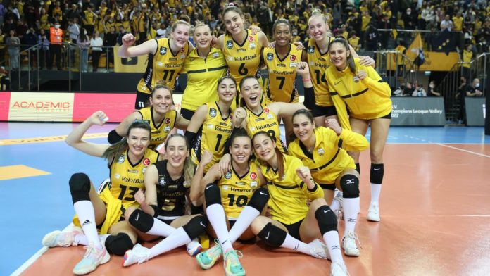 VakıfBank, Avrupa finali yolunda Fenerbahçe Opet karşısında