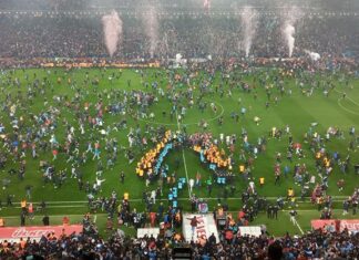 Antalyaspor Başkanı Aziz Çetin'den flaş sözler! “Kaos olmasın diye takımı sahadan çekmedik”