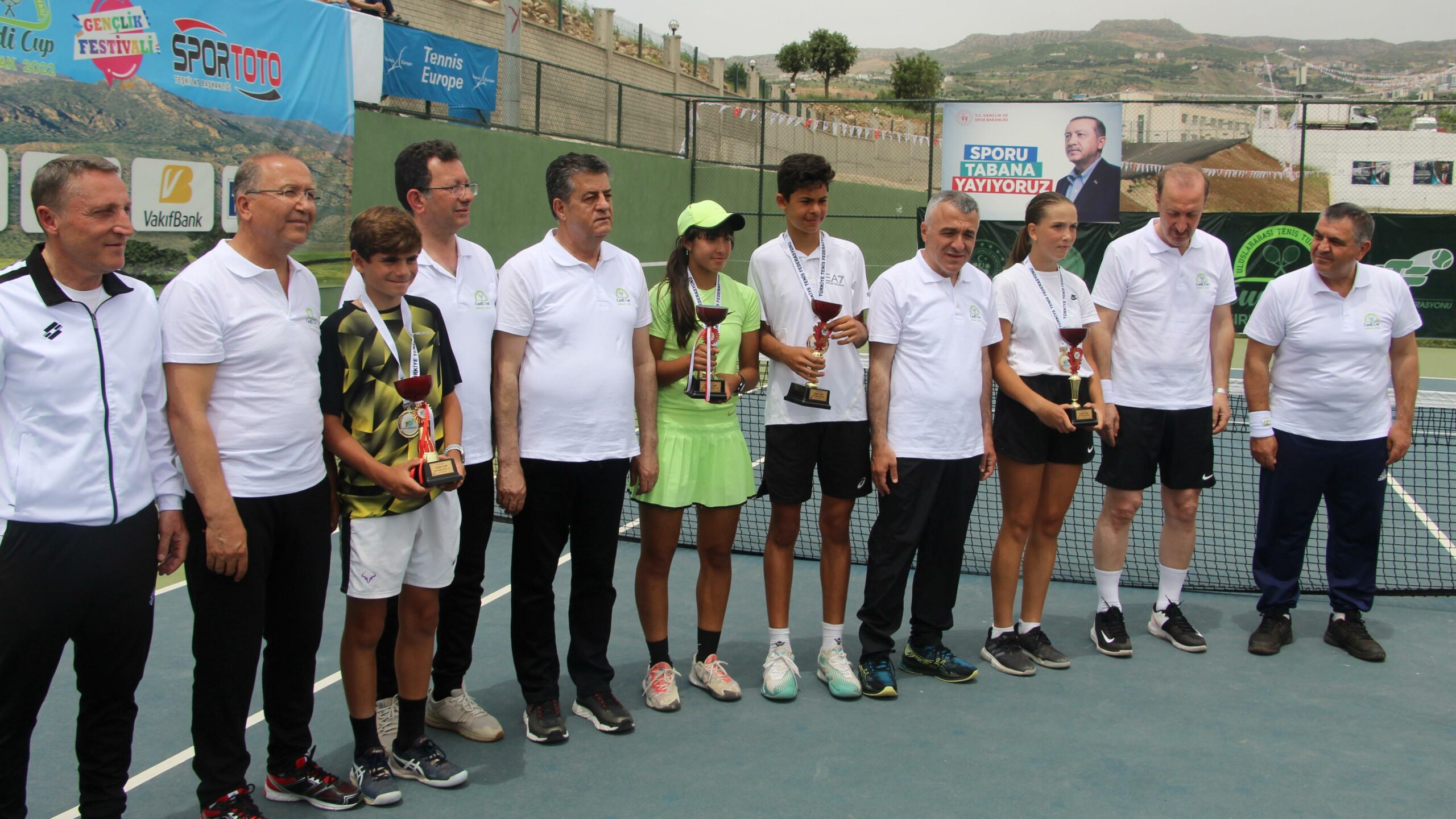 Cudi Cup Uluslararası Tenis Turnuvası tamamlandı