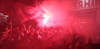 Sivasspor’da taraftarların kupa sevinci sürüyor