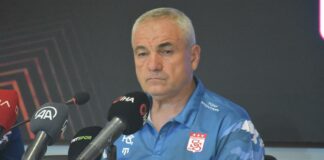 Sivasspor Teknik Direktörü Rıza Çalımbay: Turu geçmek için risk alacağız