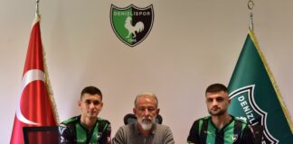 Denizlispor'da 2 genç oyuncu profesyonelliğe adım attı