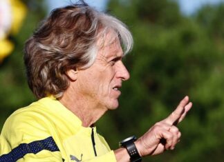 Fenerbahçe'de gözler Jorge Jesus'un üstünde! Derbi planı merak ediliyor