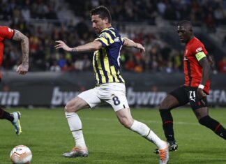 Fenerbahçe'de Mert Hakan Yandaş'a mini kamp