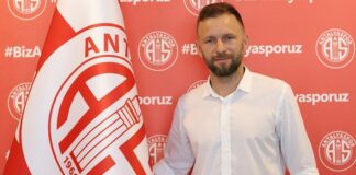 Antalyaspor, Süper Lig'in en yaşlı 3 takımından biri