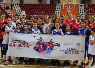 Veteranlardan minik basketbolculara destek