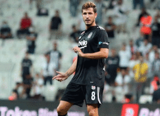 Beşiktaş'ta Salih Uçan'a durmak yok