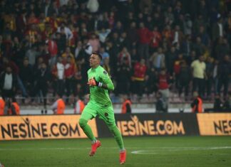 Galatasaray'a kötü haber! Muslera yerine gelecekti