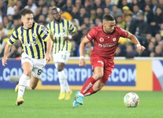 Sivasspor, 6 maç sonra Fenerbahçe'ye kaybetti
