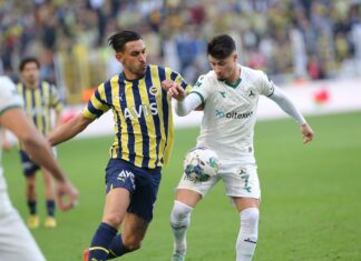 Fenerbahçe, Giresunspor'a evinde kaybetti! İşte maçtan kareler… (VİDEO)