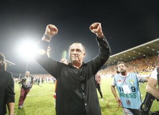 Fatih Terim konuşuyor (CANLI)