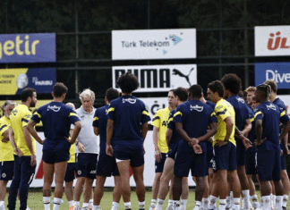 Fenerbahçe'de Jorge Jesus endişeli! Sık sık toplantı yapıyor…