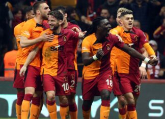 Galatasaray'da Gomis varsa sorun yok!