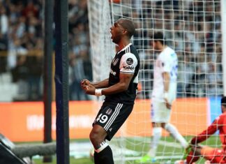 Ryan Babel'den flaş transfer açıklaması! Beşiktaş geri getirmeli