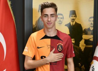 Galatasaray, Özgür Baran Aksaka'nın sözleşmesini uzattı!