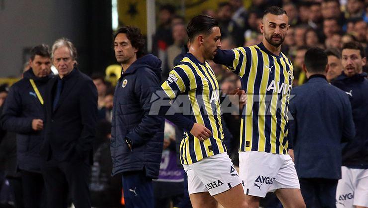 Fenerbahçe-Galatasaray derbisinde İrfan Can Kahveci'ye kırmızı kart'!