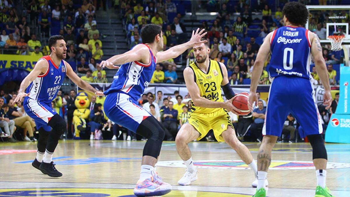 Fenerbahçe Beko, seride 1-0 önde! Anadolu Efes’e 42 sayı fark… – Basketbol Haberleri
