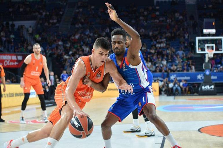 ANADOLU EFESİN UYANIŞI, VALENCIAYA DUR DEDİ (ÖZET) Anadolu Efes-Valencia Basket maç sonucu: 77-73