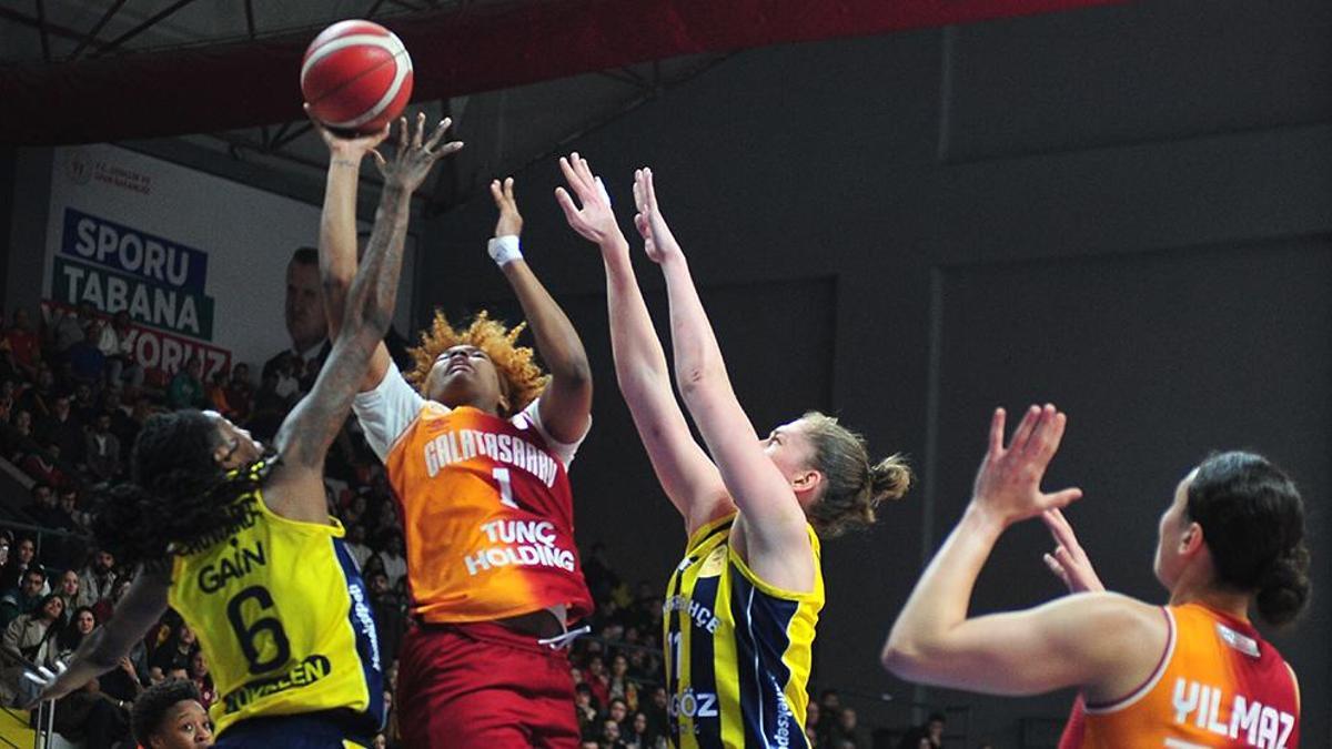 Galatasaray Çağdaş Faktoring – Fenerbahçe Alagöz Holding maç sonucu: 83-103 | Kadın basketbolda derbi Fenerbahçe’nin – Basketbol Haberleri