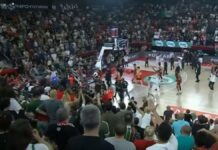 Pınar Karşıyaka – Galatasaray maçında saha karıştı! Galatasaray, soyunma odasına gitti… – Basketbol Haberleri