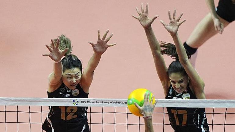 VakıfBank yarı finalde Rövanşta müthiş geri dönüş | Fenerbahçeyi altın setle devirdi